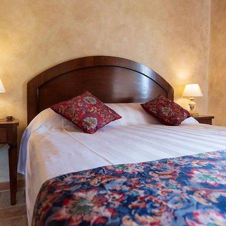 Locanda Di Montegiove 法诺 外观 照片