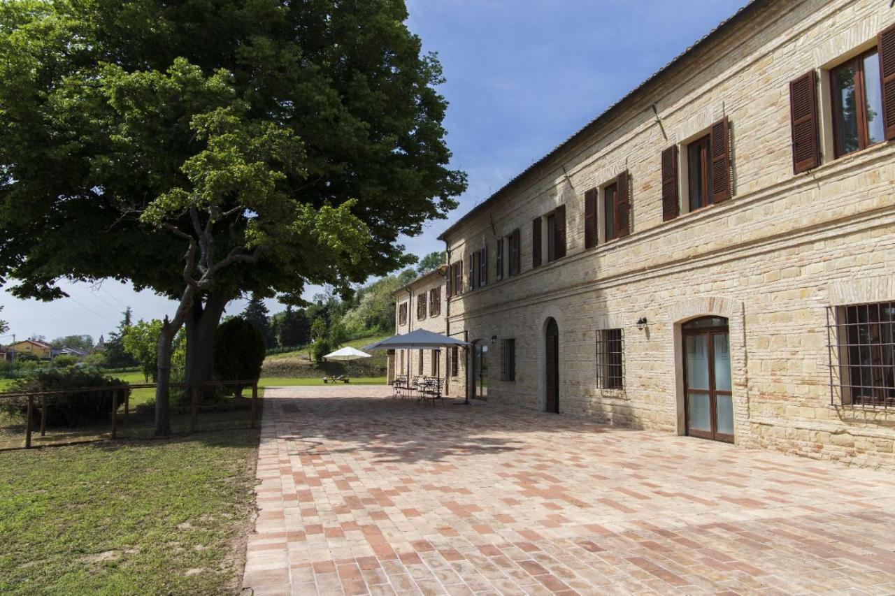Locanda Di Montegiove 法诺 外观 照片