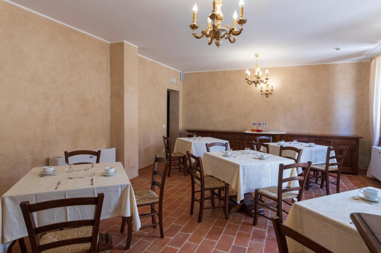 Locanda Di Montegiove 法诺 外观 照片