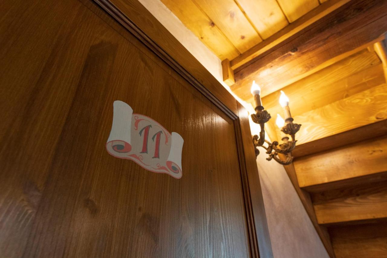 Locanda Di Montegiove 法诺 外观 照片
